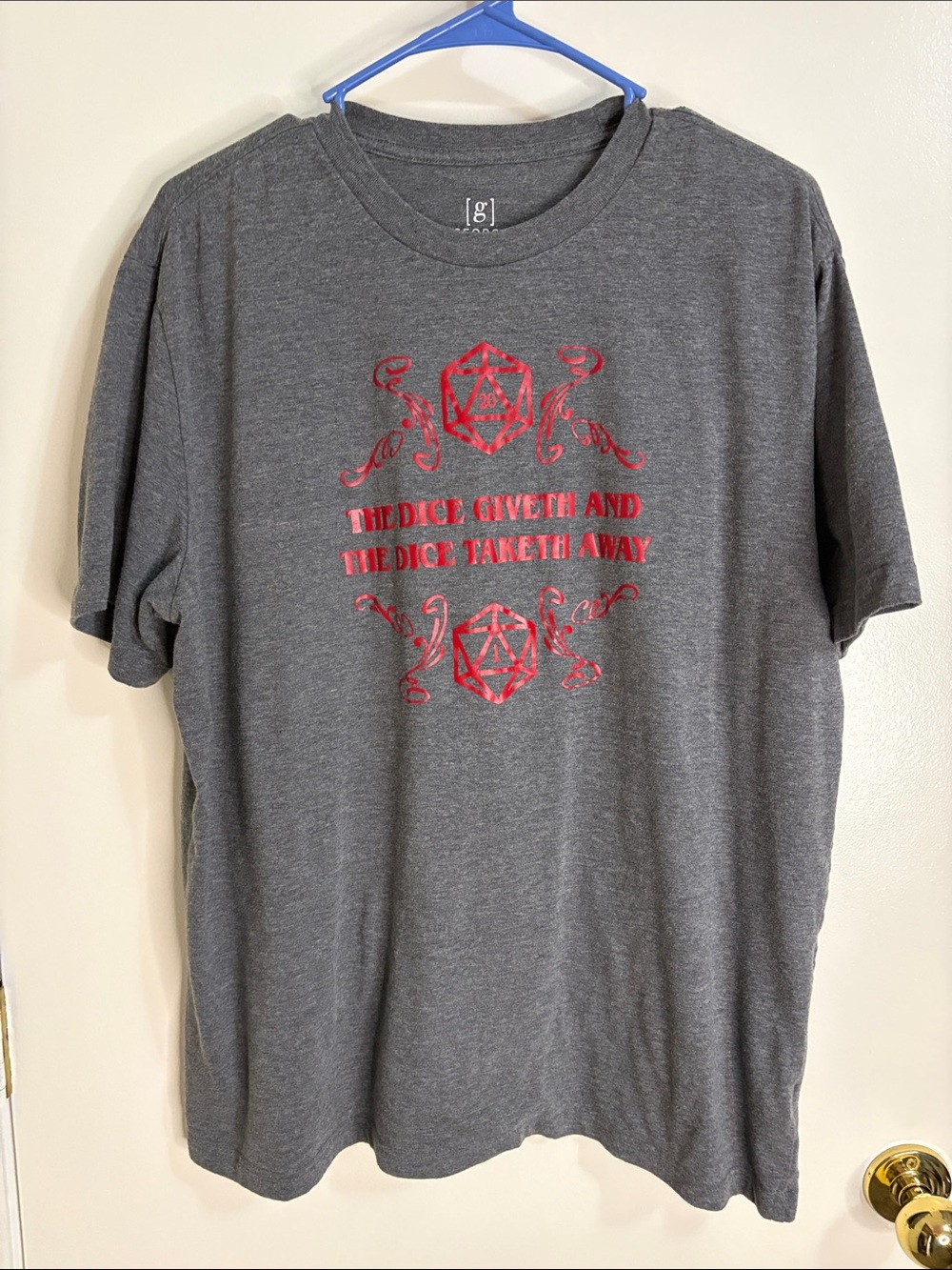 George Gray Short-Sleeve Graphic Tee with Red Print